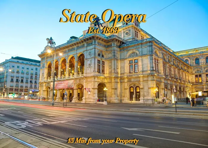 Chic 1br And 1lr With Kingbed, 9 Min To Center Via Metro Апартаменти *